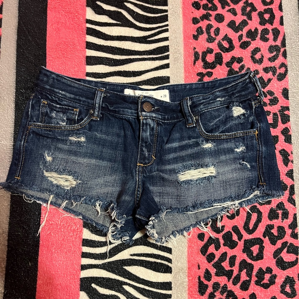 Vintage Abercrombie & Fitch low rise Jean shorts